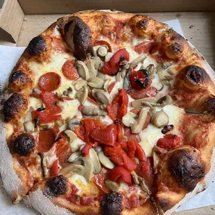 Small Pizza with Mushrooms, Roasted Red Peppers, and Pepperoni