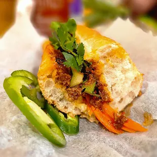 Cross section of the Sloppy Việt Bánh Mi