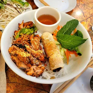 Grilled Lemongrass Chicken Bún