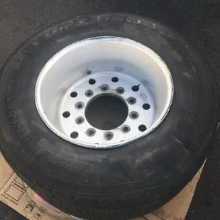 24 hour truck tire repair