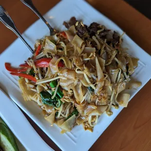 food, ramen and noodles