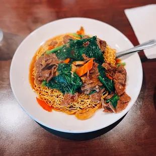 Hong Kong style chow mein w/ beef / $16.98