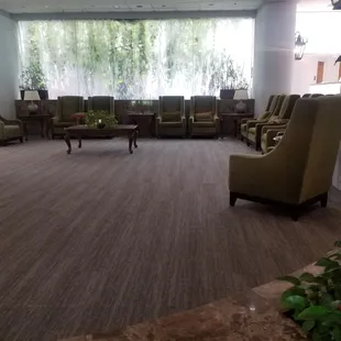 Lobby, nice wall with waterfall &amp; skylight