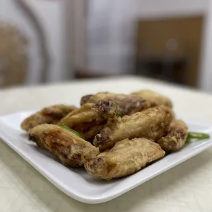 Fried Chicken Wings with Salt and Hot Pepper