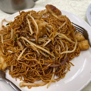 118. Seafood Chow Mein