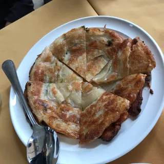 007. Two Piece Scallion Pancake