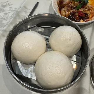 035. Steamed Veggie Bun (3pc)