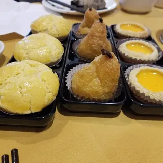 20. Baked Egg Custard Dim Sum