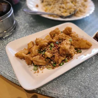 017. Fried Squid With Spicy Salt and Pepper