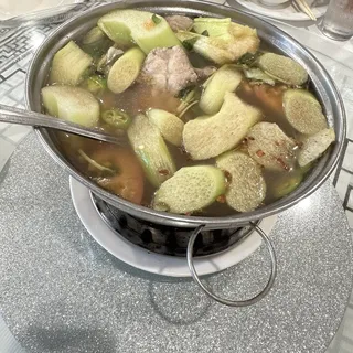 L1. Thai Hot & Sour Soup Lunch Special