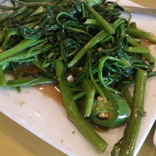 L33. Sauteed Ong Choy Lunch Special