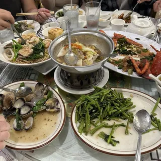 60. Clam with Basil Hot Sauce