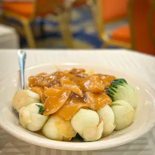 Oyster mushrooms in bokchoy