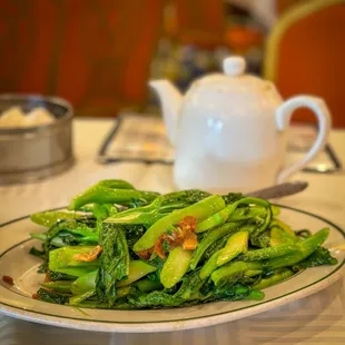 gailan with dried fish