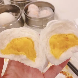 Steamed Four Flavor Sweeten Crystal Buns