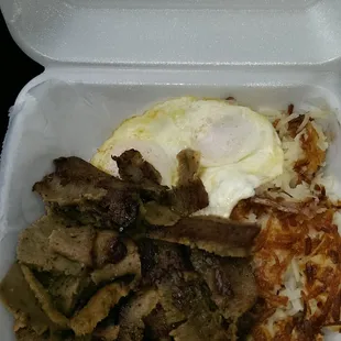 Gyros n eggs with more meat than usual. Am carry out. Fav gyros n egg place.