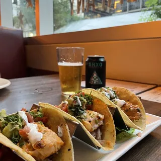 Fish Tres Tacos