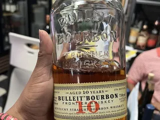 Chat's Liquors