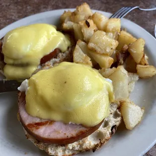 Eggs Benedict