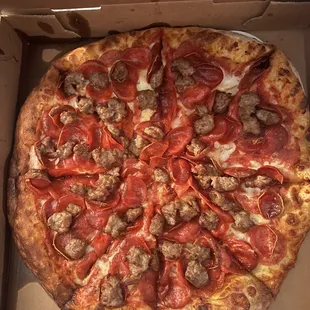 12" Pepperoni Blowout added sausage