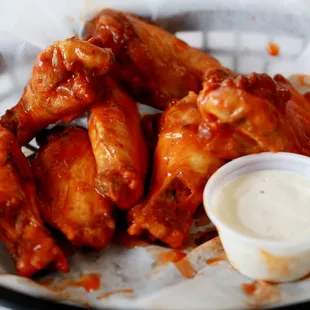 food, bbq chicken, chicken wings, chicken, bbq wings, fried chicken, fried chicken wings, poultry, chicken wings and fried chicken