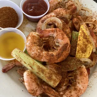 Another round of steamed shrimp, this time with extra old bay