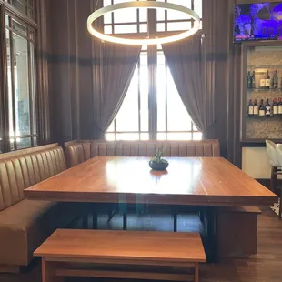 Humongous table that possibly could seat at least 2 dozen people