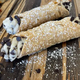 Cannoli
