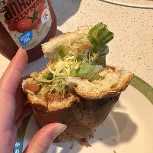 I'm eating all lettuce and bread right now. They cheap out on the meat.