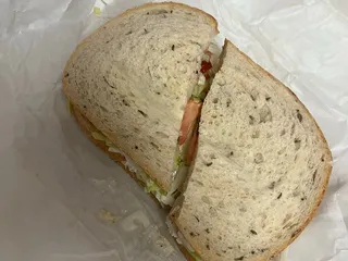 Canales Delicatessen