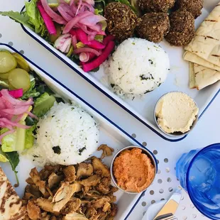 Rice plate with chicken shawarma and Falafel (RICE)
