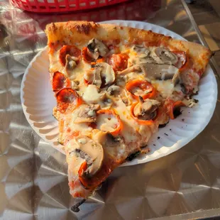 food, pizza