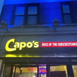 the outside of a restaurant