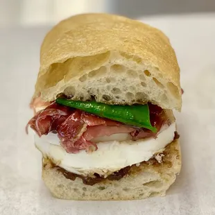 Capone’s Italian Specialties