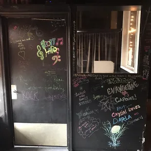 non-smoking area ...