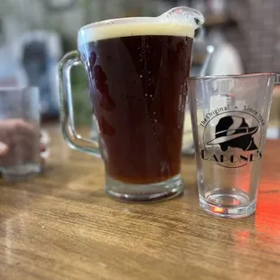 Ice COLD BEER Red Trolley