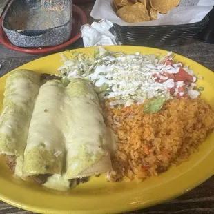 Enchiladas a la Michoacan