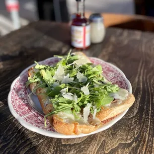 Garlic bread with truffle, mushroom, and arugula (would pass on this next time)