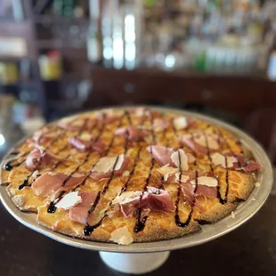 Cracker Thin-Tavern Style Pizza
