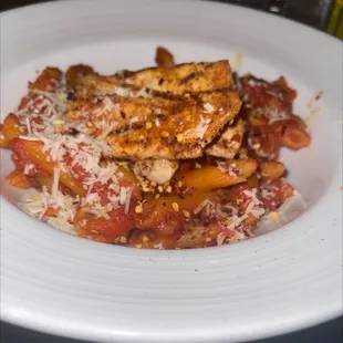 Uncle Pauly &apos;s Arrabiata with blackened chicken