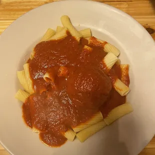 Rigatoni and meatball