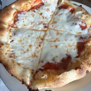 Personal pepperoni pizza