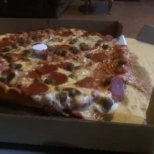 This is what a dropped delivered pizza looks like