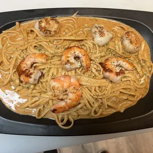 Bronze Shrimp &amp; Scallops Linguine