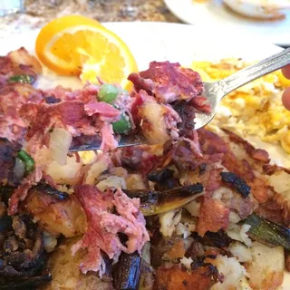 Corned Beef Hash & Eggs