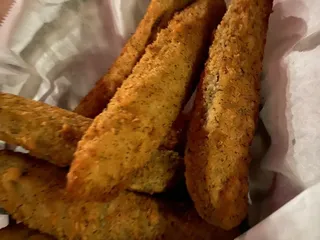 Kelly's Bar & Lounge