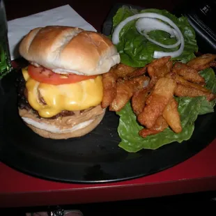 peanut butter bacon cheeseburger w/ onion chips