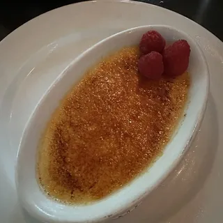 Raspberry Vanilla Bean Creme Brûlée