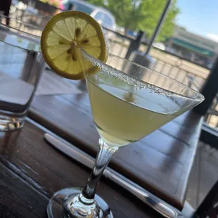 Lemoncello martini