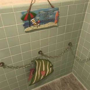 Nautical room bathroom decor